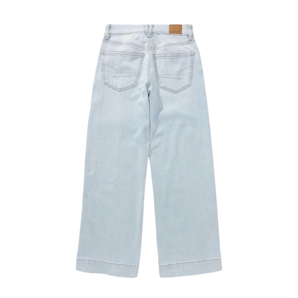 AE Dreamy Drape Stretch Low-Rise Baggy Wide-Leg Jean - Light Wash - short - Picture 2 of 10